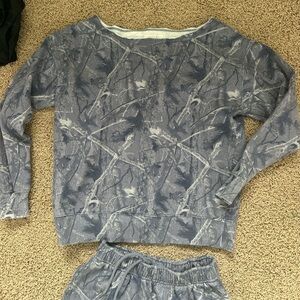 Aeropostale Gray Patterned Track Set
